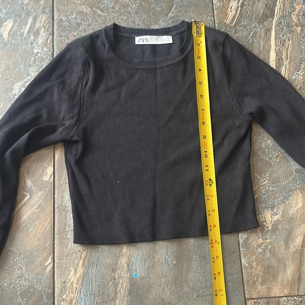 Zara Women's Crop Ribbed Knit Sweater in Black Size SMALL